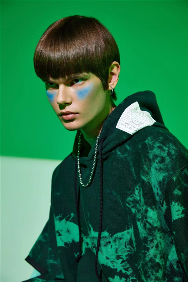 MAKSIM
